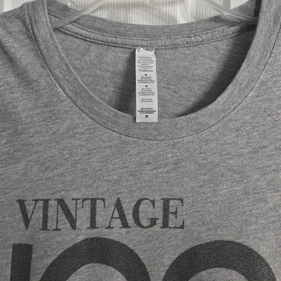 🌻$2🌻"Vintage 1991" Graphic T-Shirt - Picture 2 of 4